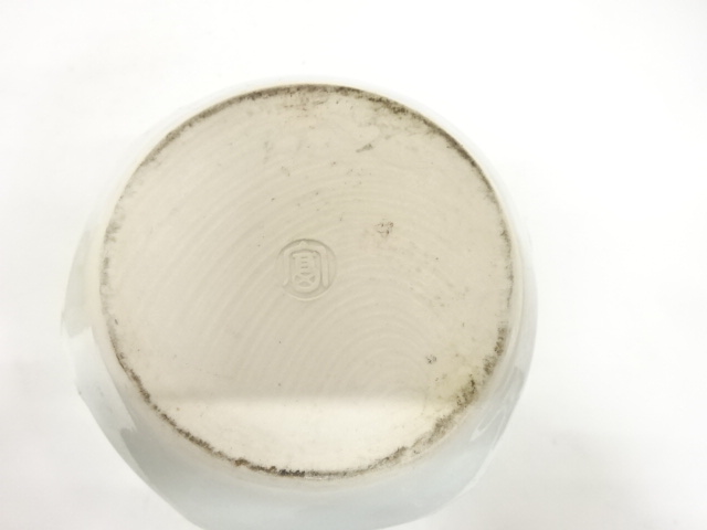  作家物　青磁　捻じり花瓶（保護箱付）